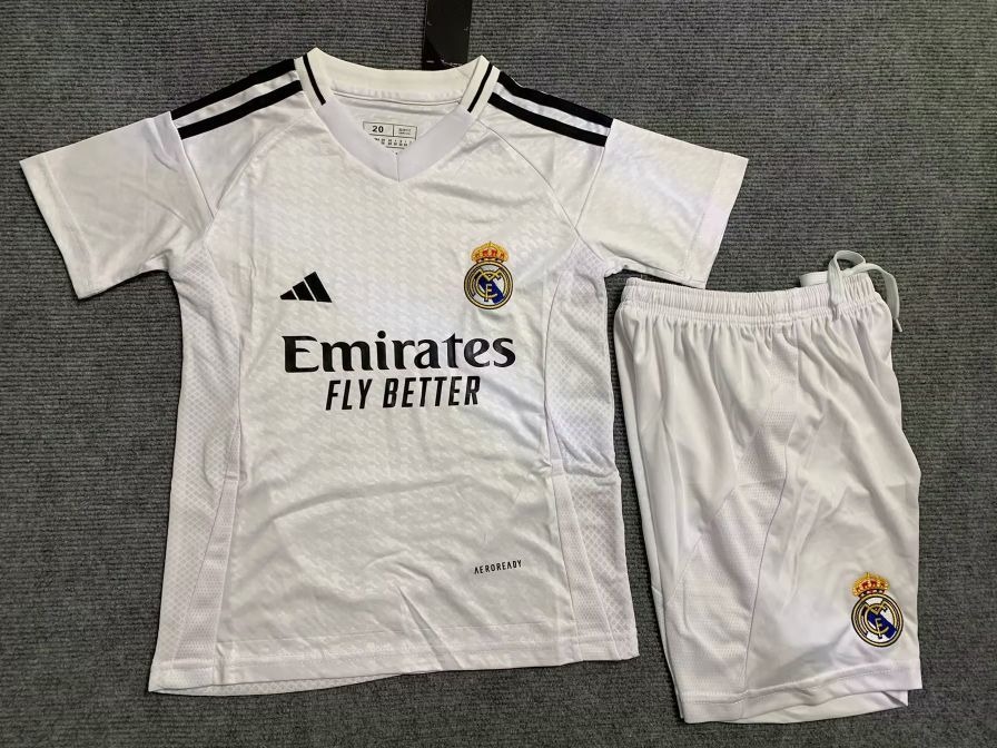 Real Madrid set 2025 - children