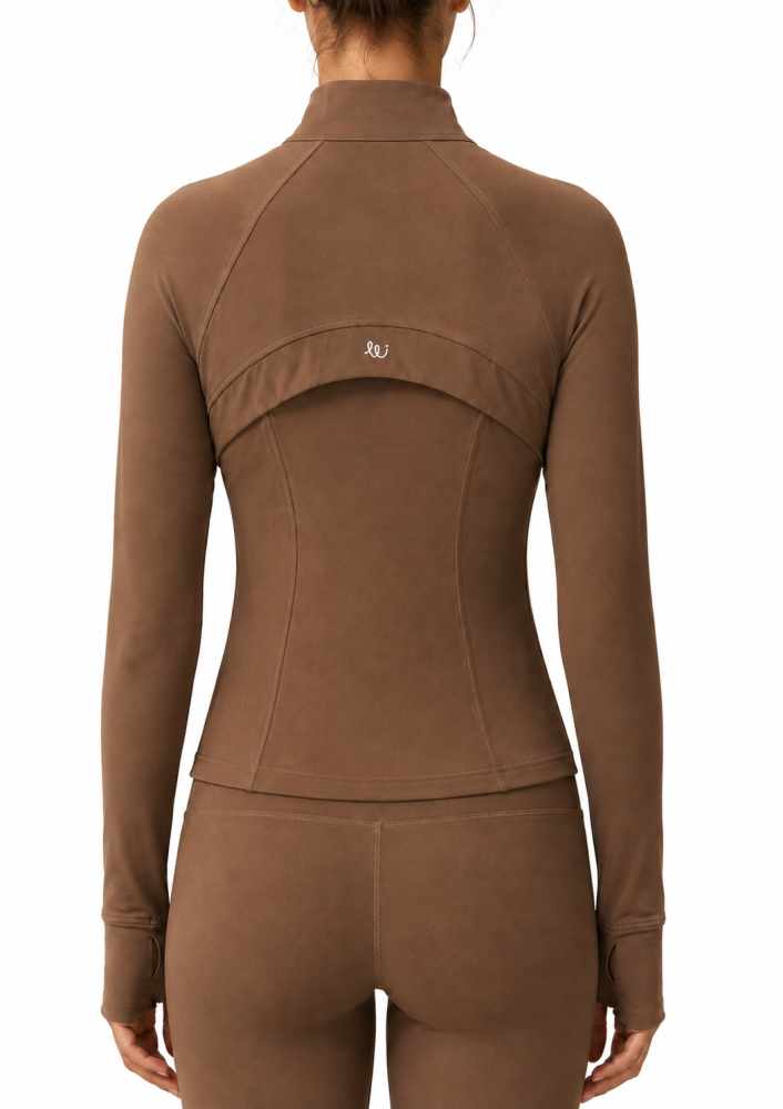 جاكيت كور الرياضي – Core Jacket اللون: Espresso