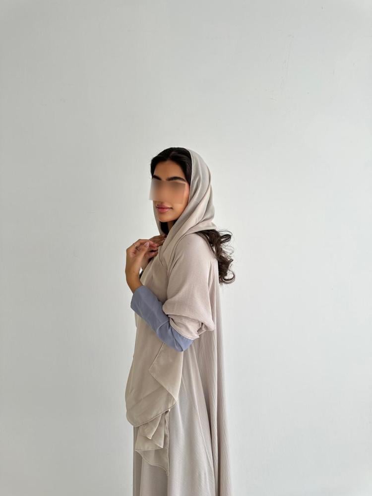 عباية نسمة البيج
