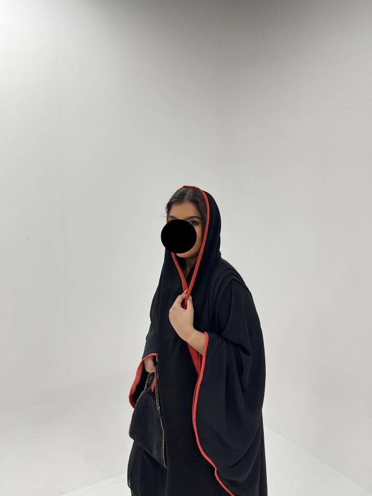 ستريت اسود.وكم برتقالي