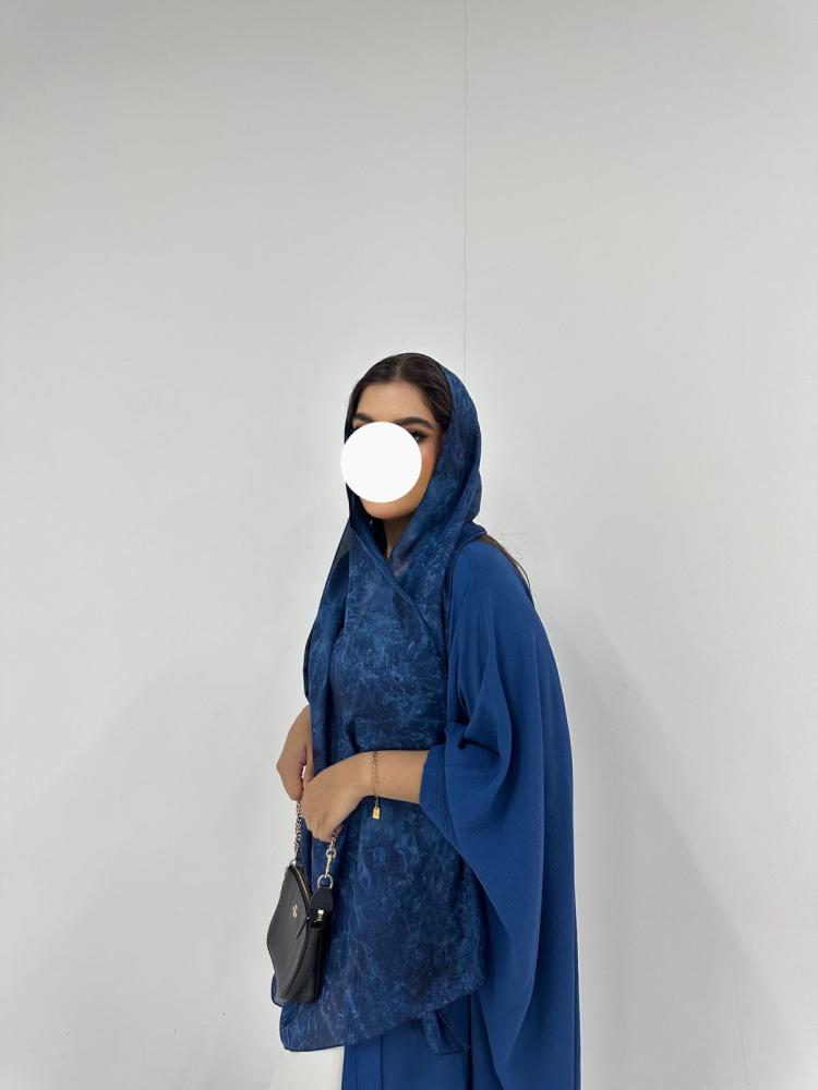 Navy Bisht and Tay Day headscarf