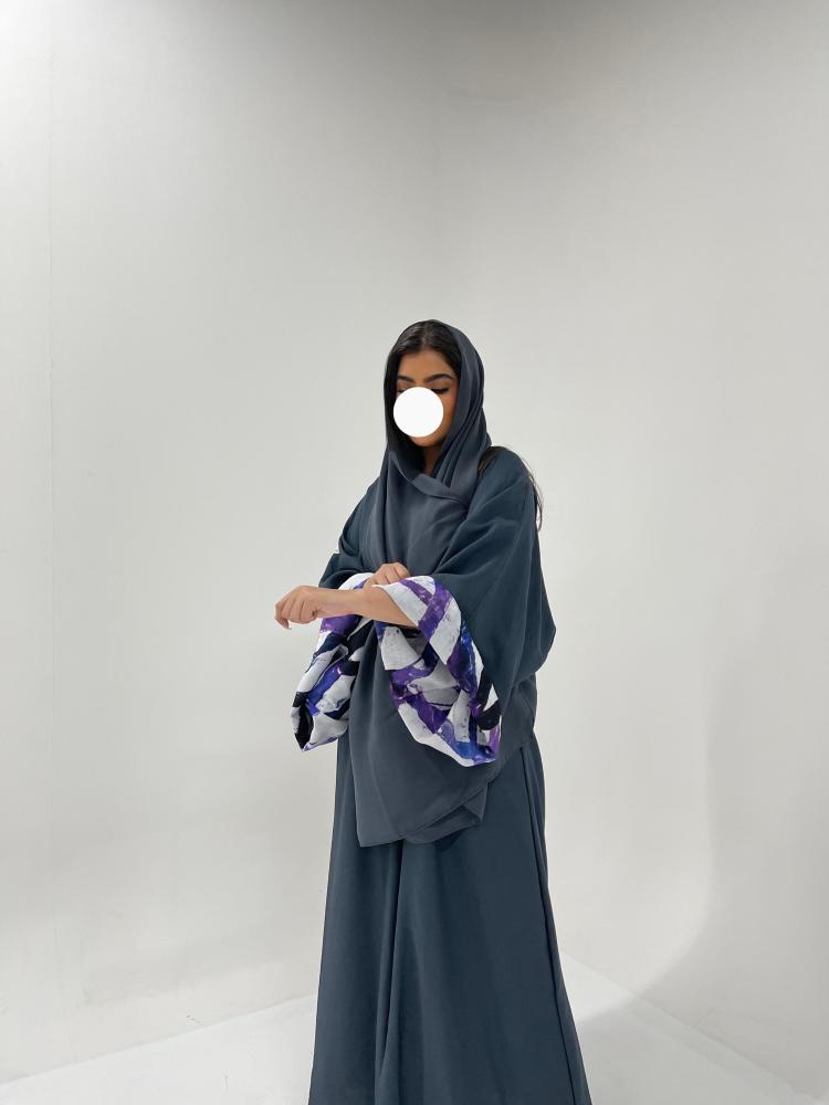 نص كلوش رصاصي بكم مشجر