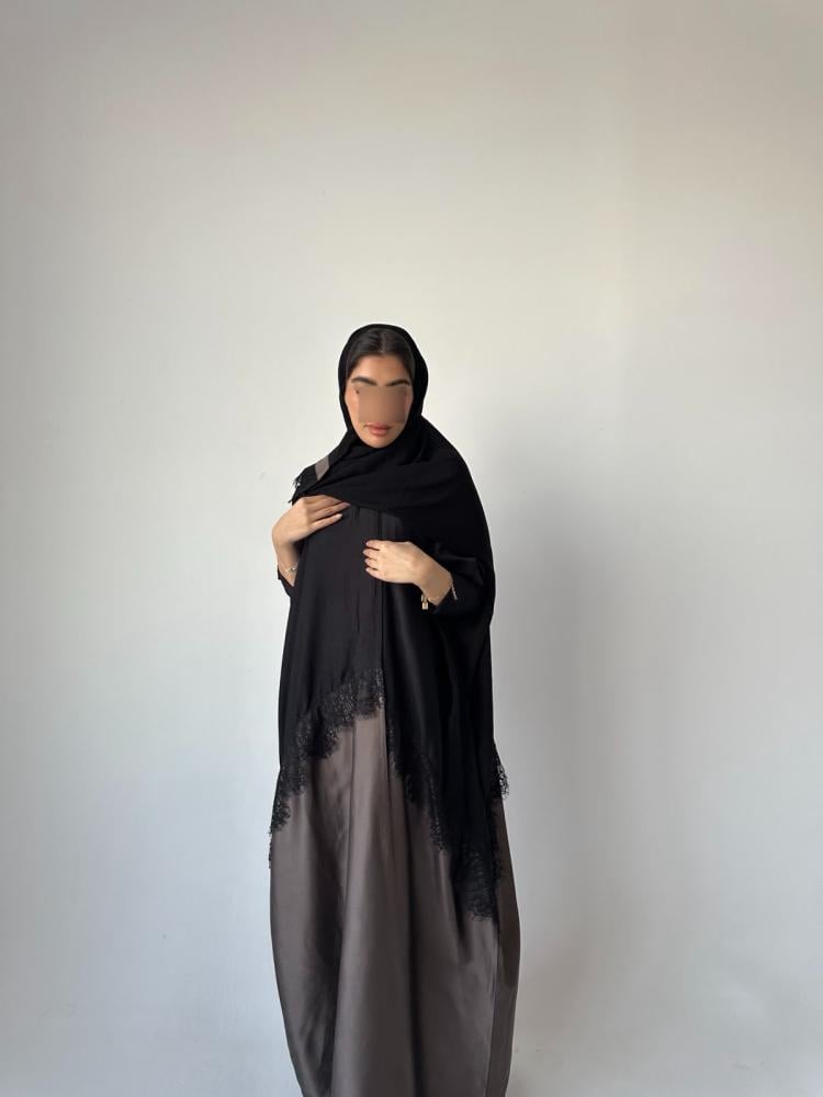 عباية ريل كريب وحرير نص بشت
