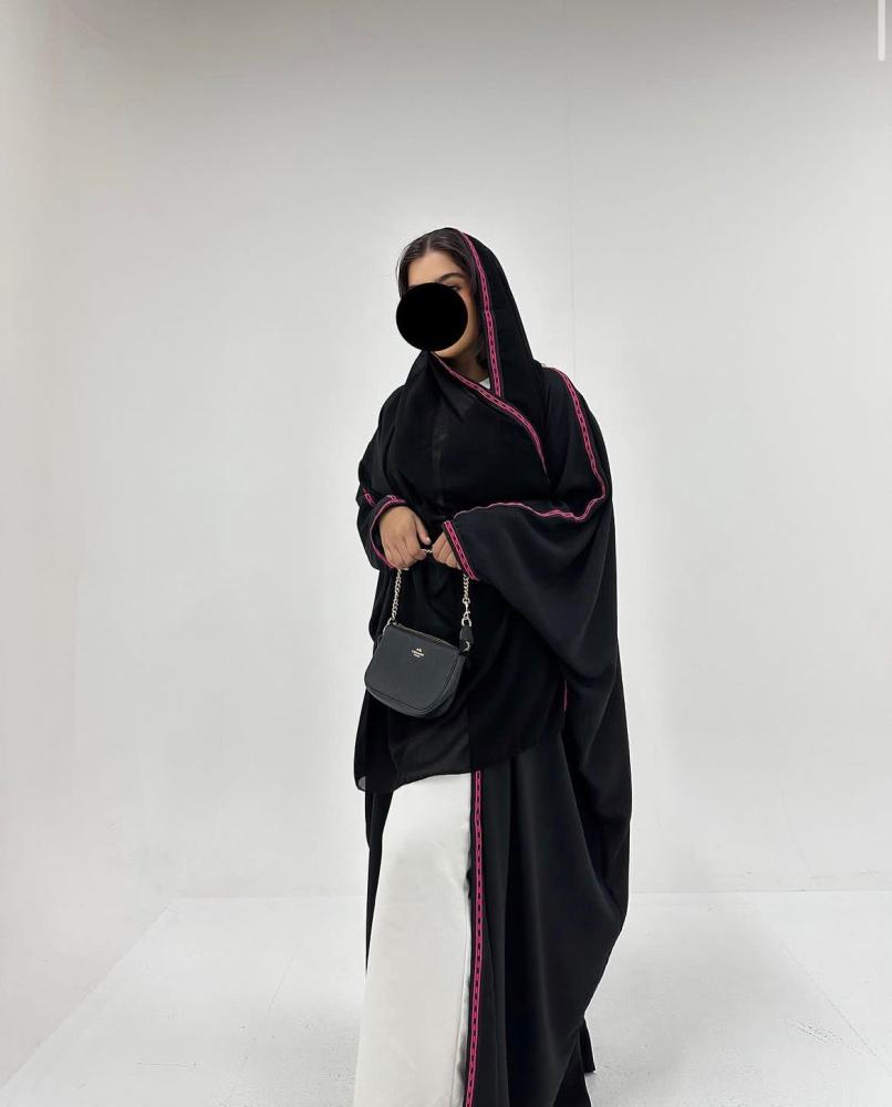 نص بشت اسود سي واي وكلفه وردي
