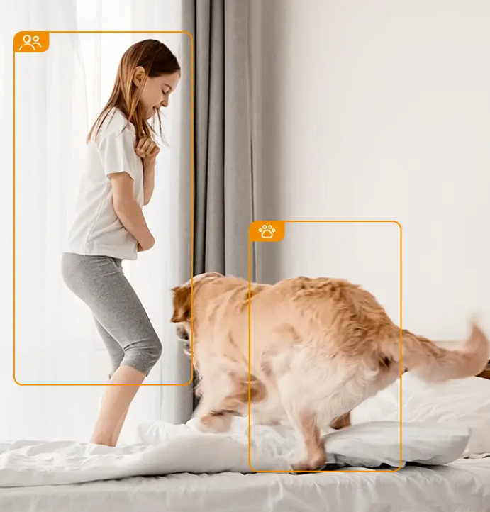 كاميرا مراقبة داخلي 5MP Rex 3D بعدسة 3.6mm، دوران أفقي 355° وعمودي 90°، رؤية ليلية حتى 10 متر، مع تخزين حتى 256GB.