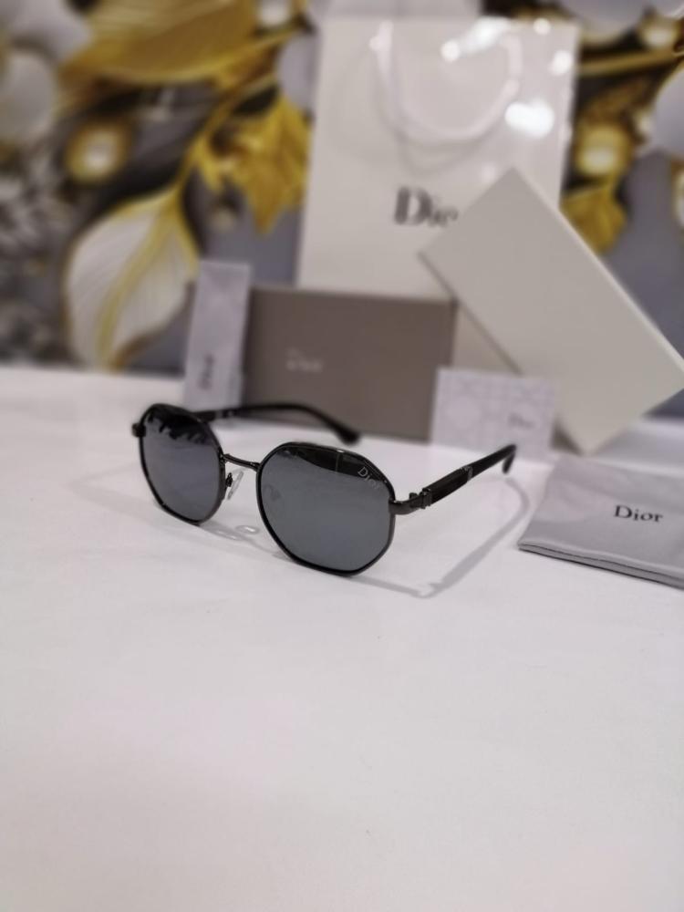 نظارات ديور