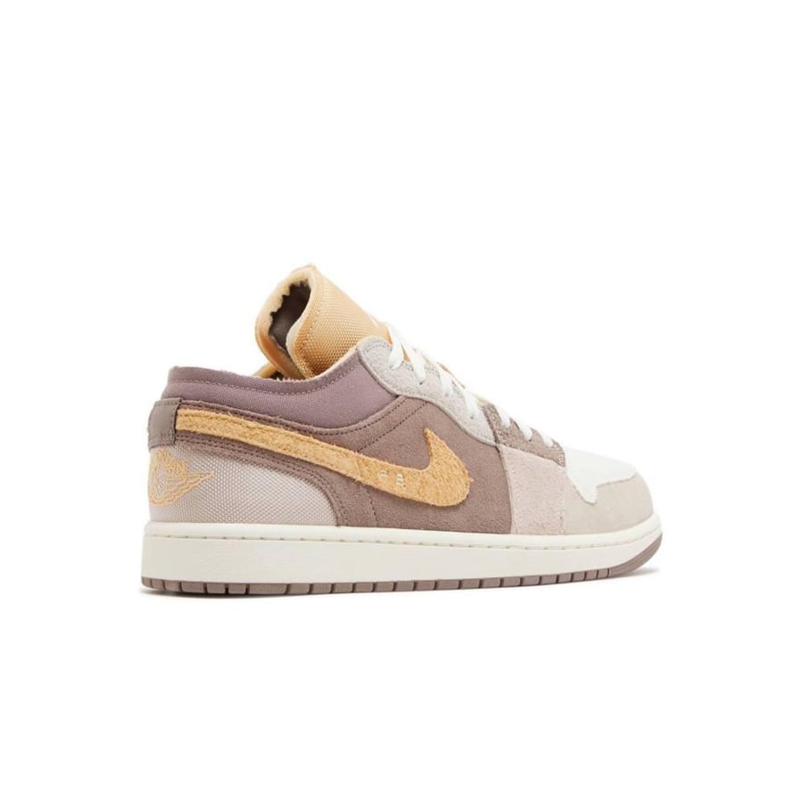AIR JORDAN 1 LOW SE CRAFT 'INSIDE OUT - TAUPE HAZE
