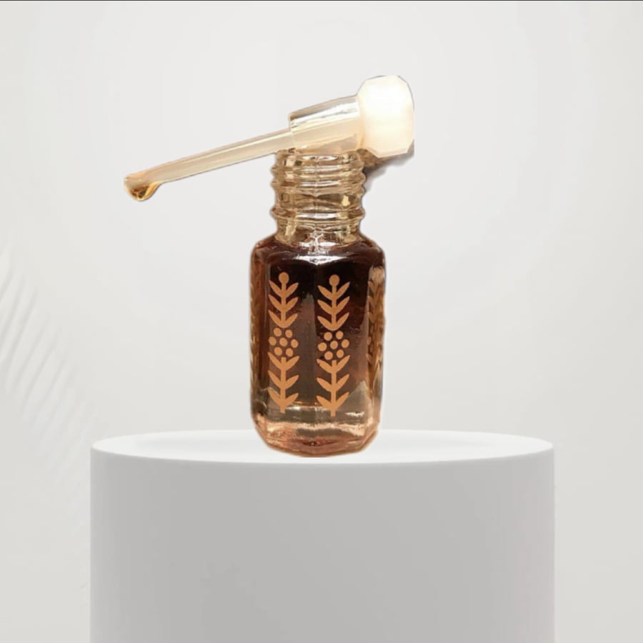 دهن عود تراد معتق