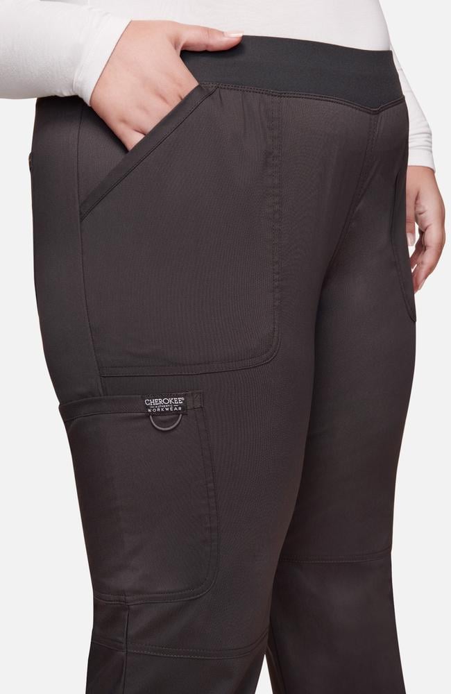 طقم سكراب كامل ماركة شيروكي ورك وير ريڤلوشن / Revolution by Cherokee Workwear Women's Mock Wrap Solid Scrub Top / Revolution by Cherokee Workwear Women's Elastic Waist Cargo Pocket Scrub Pant