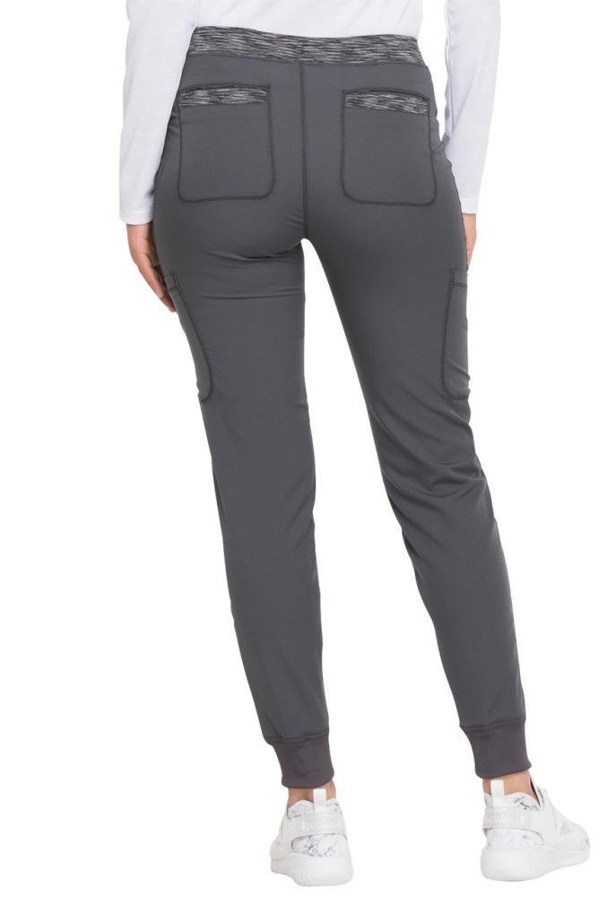 طقم سكراب كامل ماركة ديكيز / Clearance Dynamix by Dickies Women's V-Neck Solid Scrub