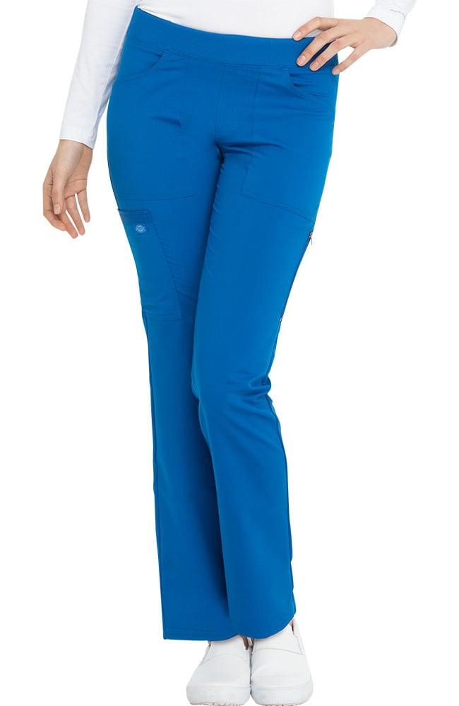 طقم سكراب كامل ماركة ديكيز / Balance by Dickies Women's V-Neck Scrub Top