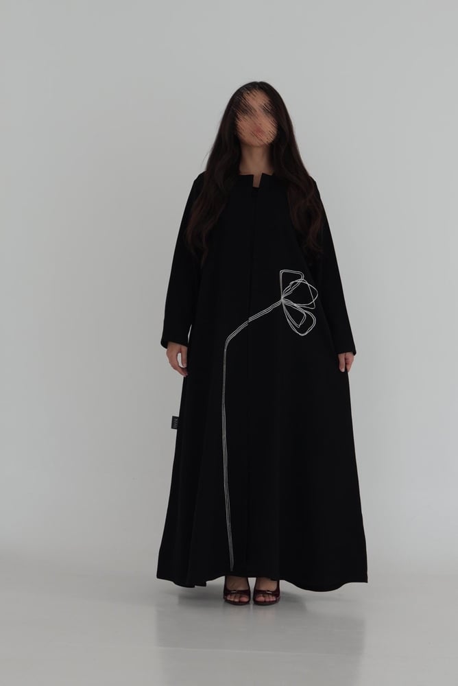 عباية كريب تطريز 125