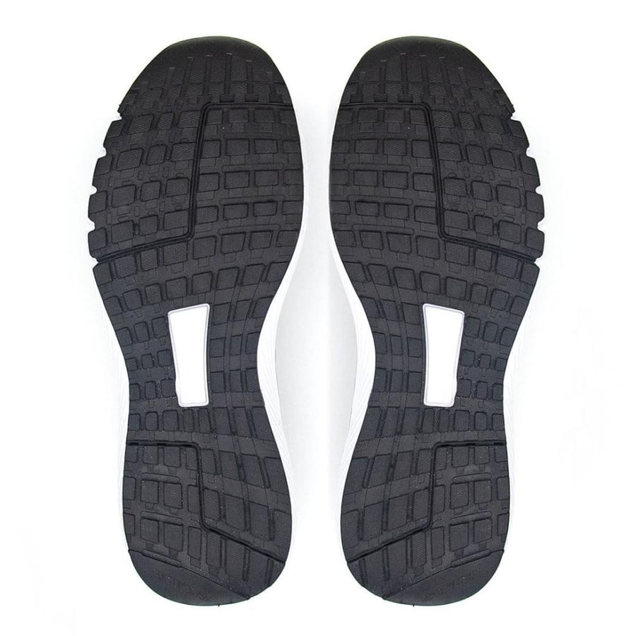 Casual shoe ELEMENT from Strike Lifestyle, elegant and modern, suitable for daily use and style. Features a latex cushion for shock absorption and a perfect cotton lining. Elegant and modern gray color.