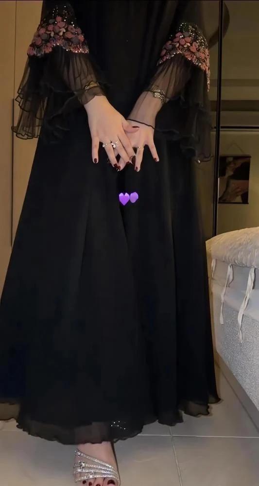عباية بارين بلون عودي