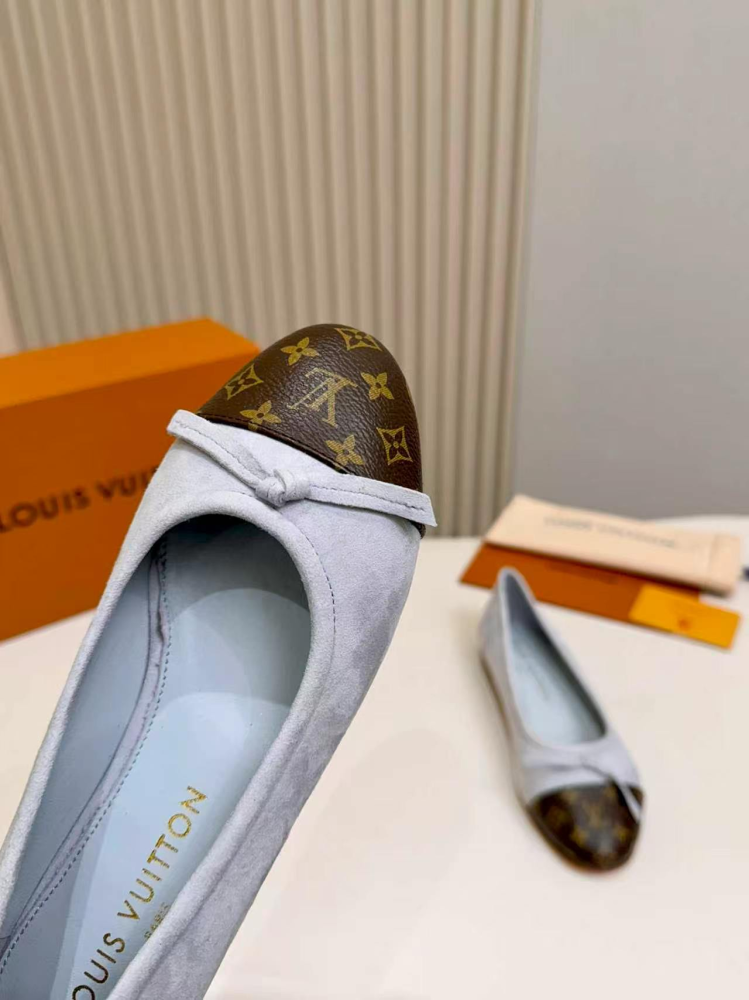 LV Women Ballet Shoes