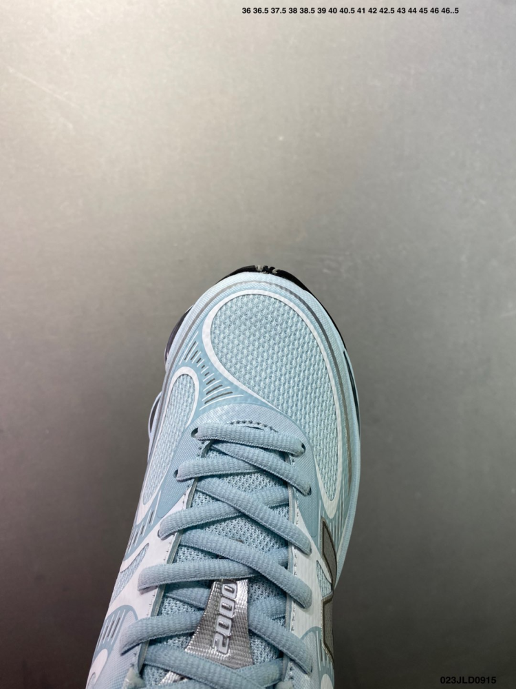 New Balance NB 2000