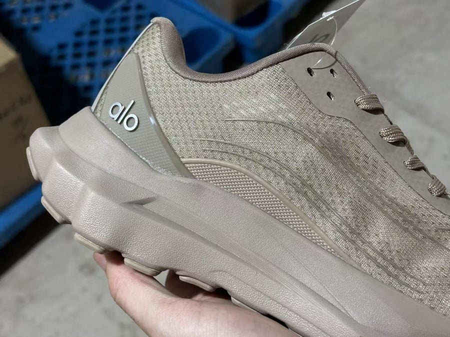 Alo Runner Sneaker - Sizes 36-45