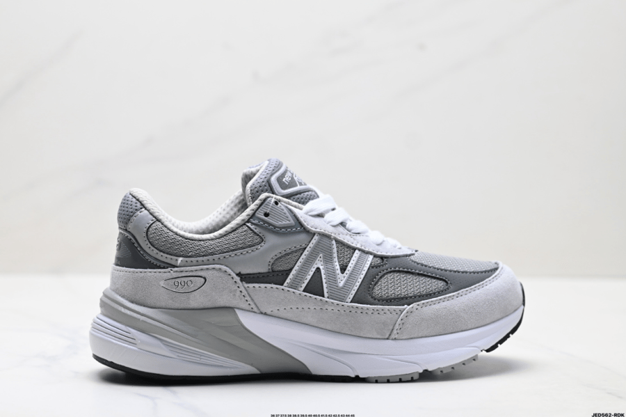 New Balance 990