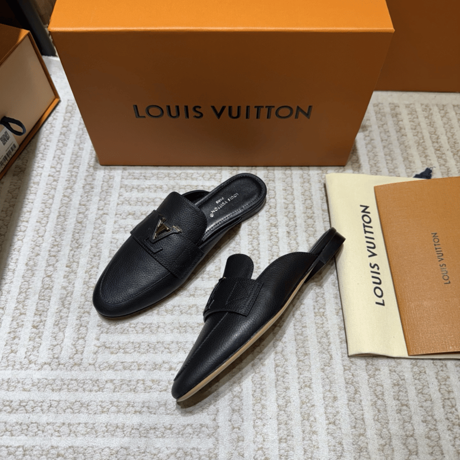 LV Women Slavve