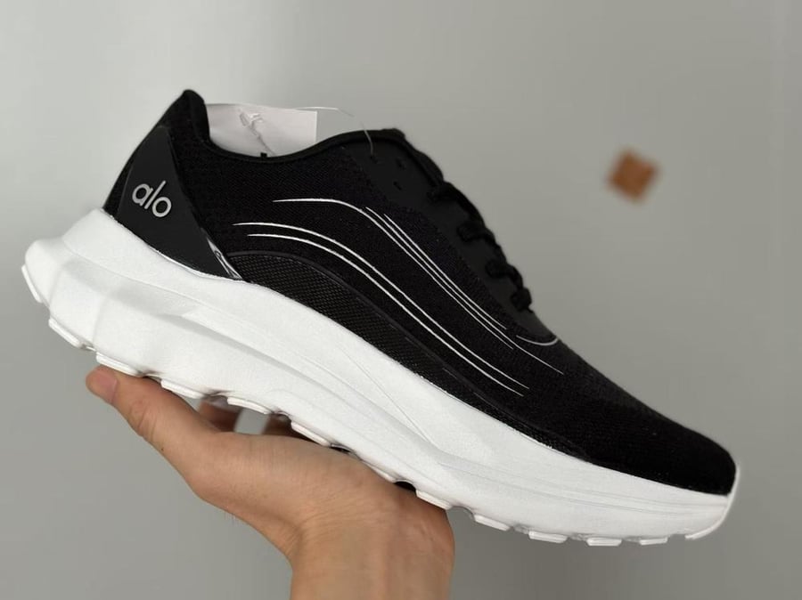 Alo Runner Sneaker - Sizes 36-45