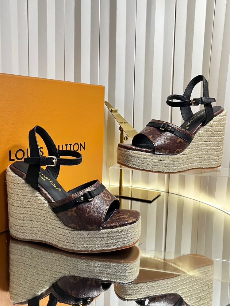LV Women Sandals