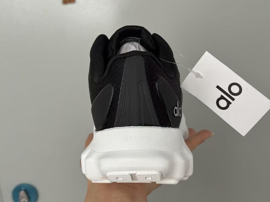 Alo Runner Sneaker - Sizes 36-45