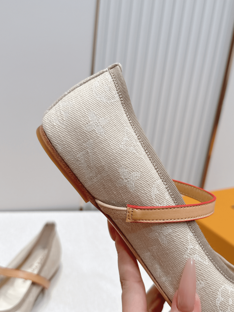LV Women Ballet Shoes