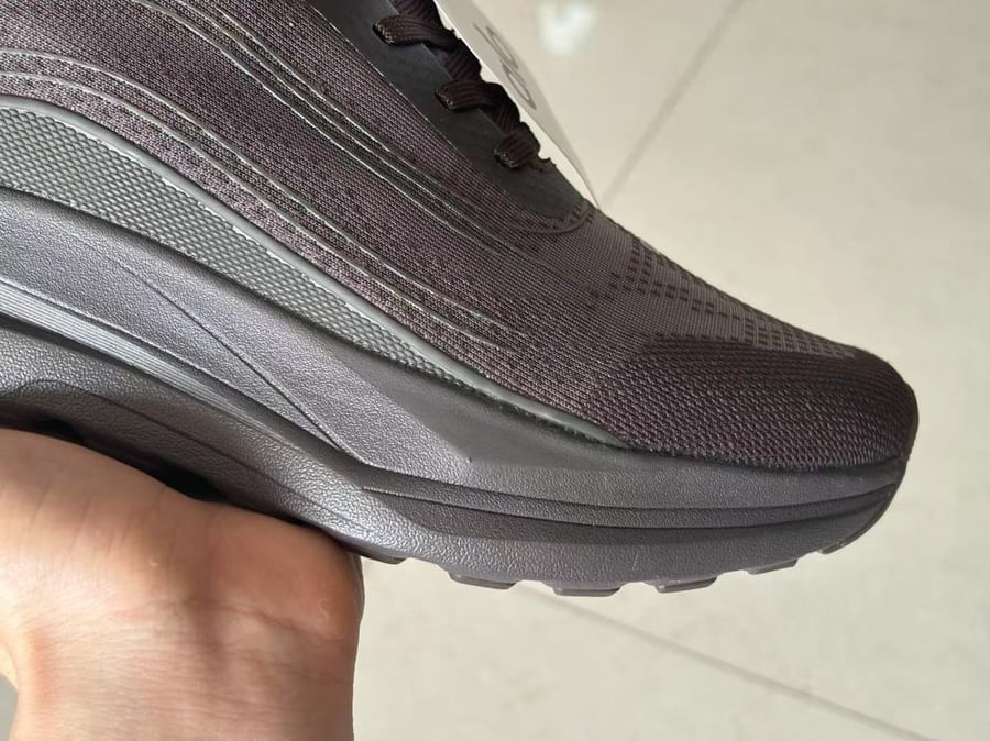 Alo Runner Sneaker - Sizes 36-45