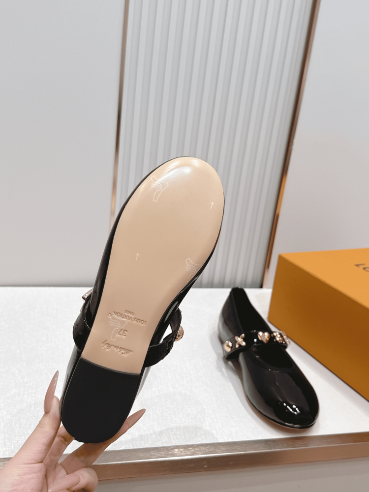 LV Women Ballet Shoes