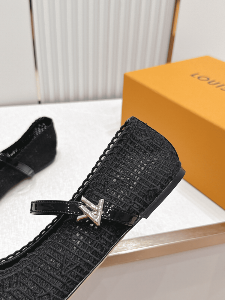 LV Women Ballet Shoes