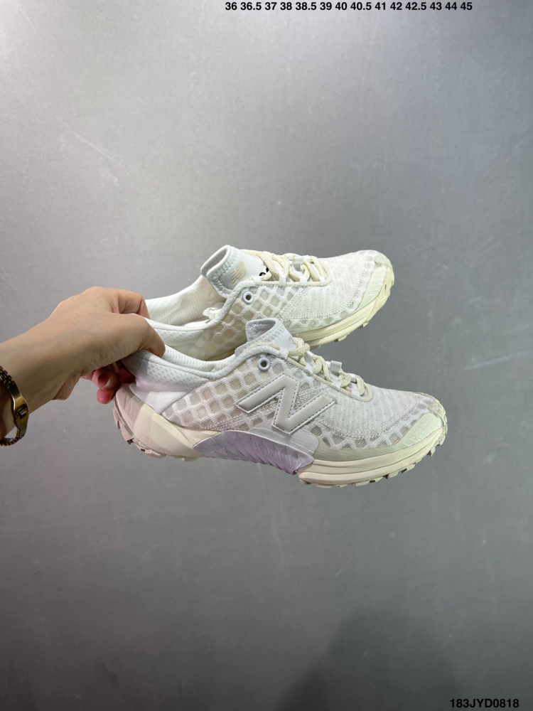 New Balance Minimus M10