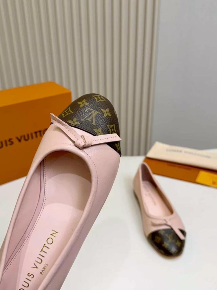 LV Women Ballet Shoes