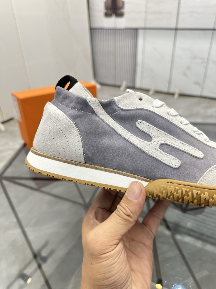 Hermes Paris Sneaker