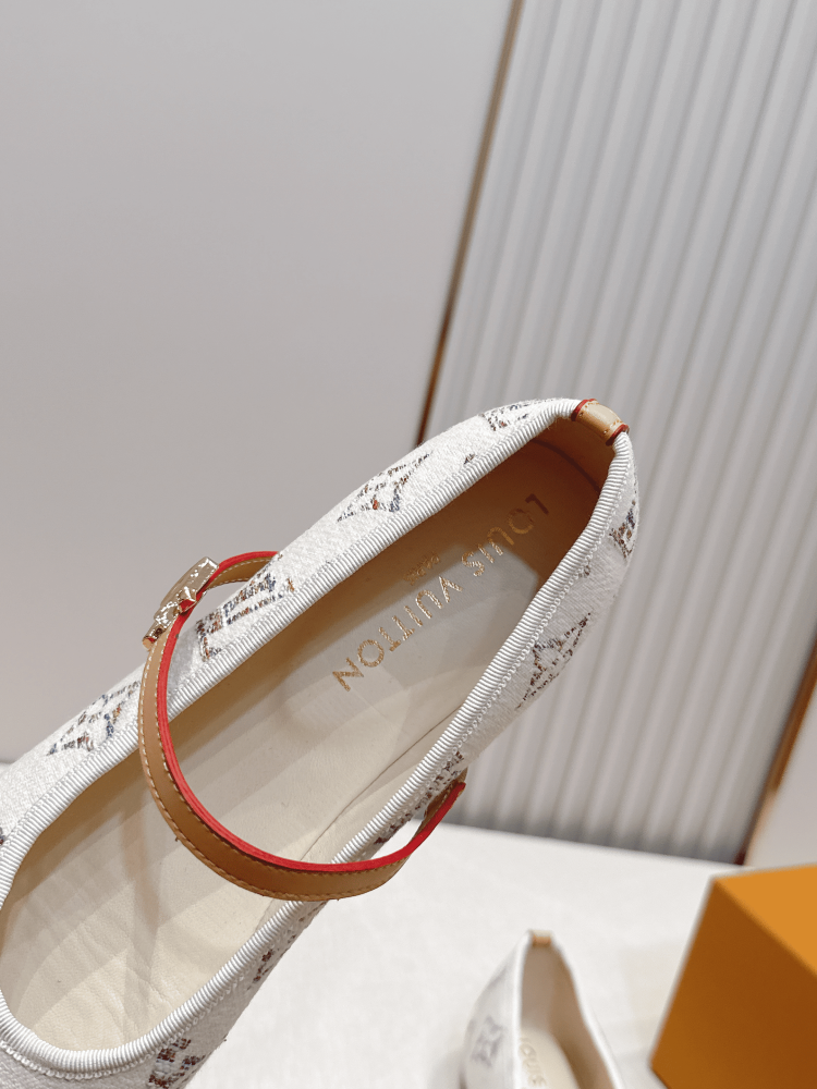LV Women Ballet Shoes