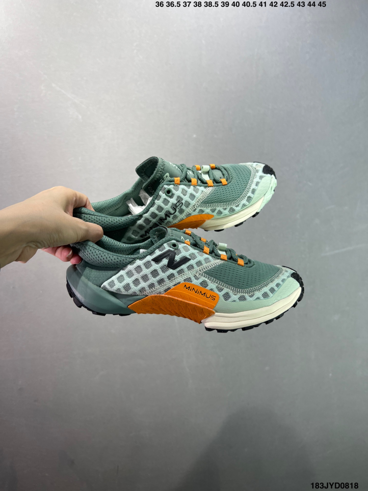 New Balance Minimus M10