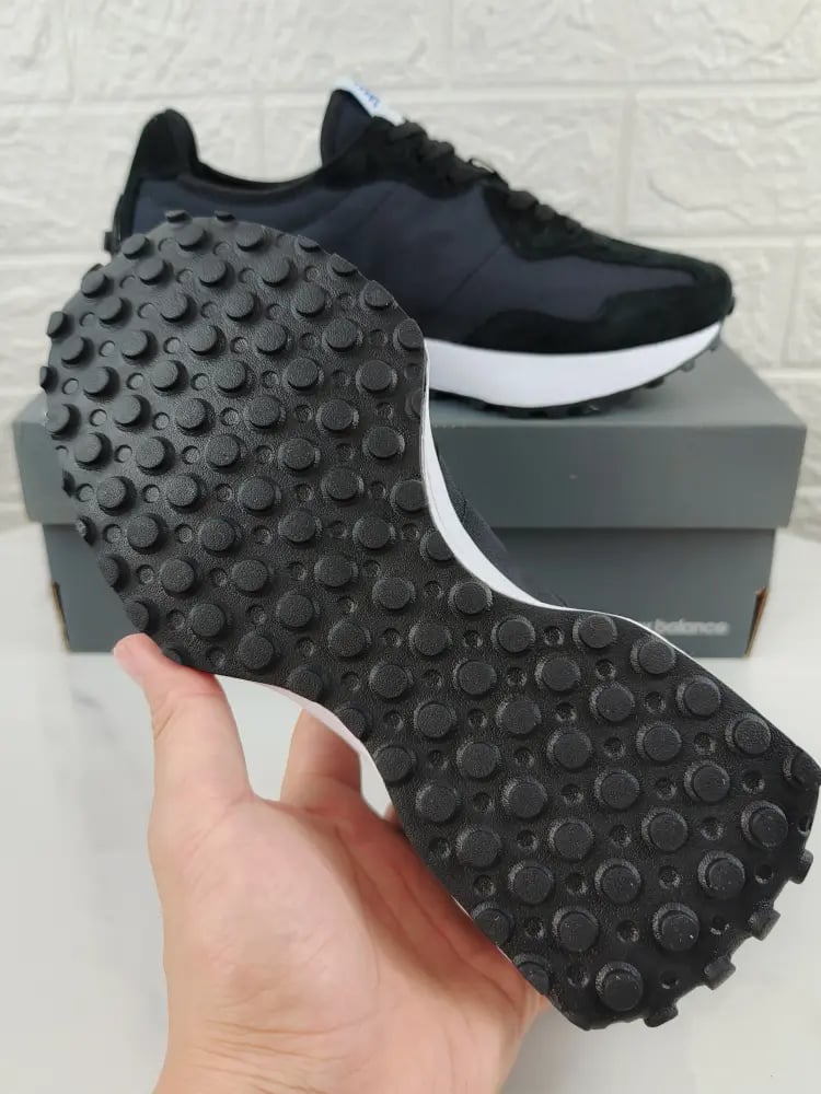 New Blalance 327