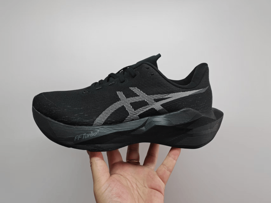 ِAsics Nova Blast 6