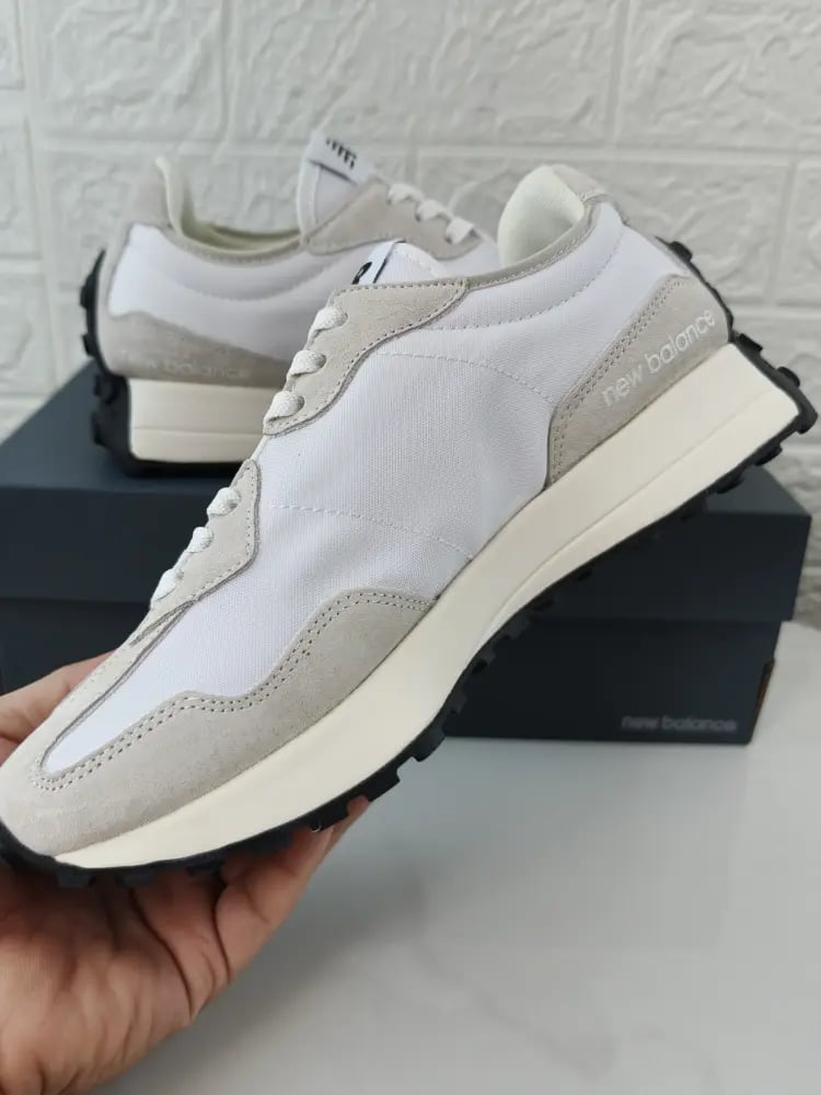 New Blalance 327