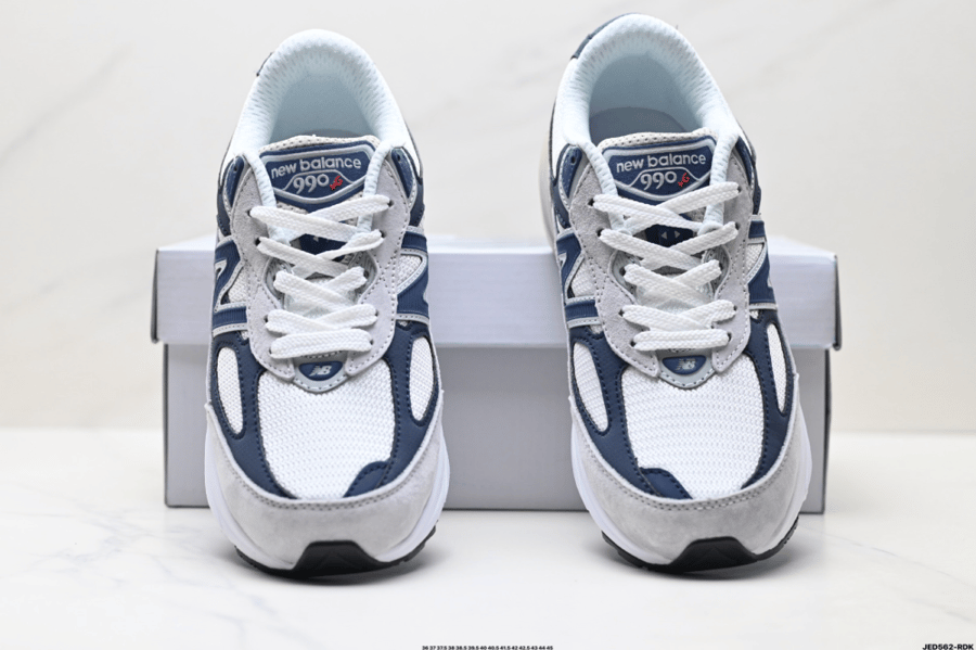 New Balance 990