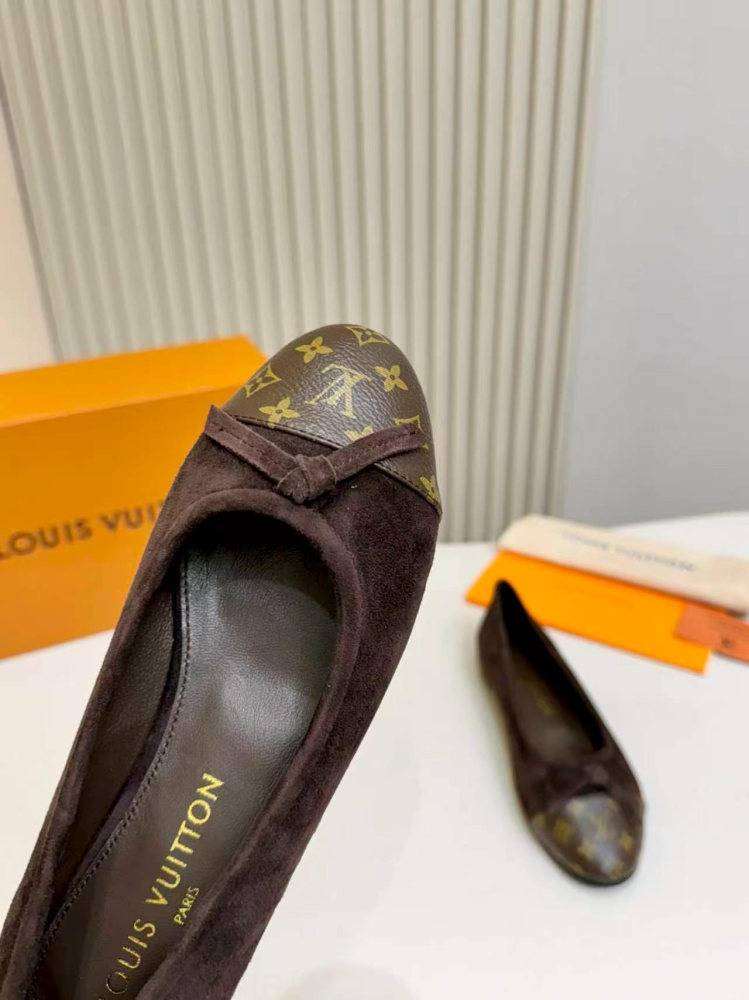 LV Women Ballet Shoes