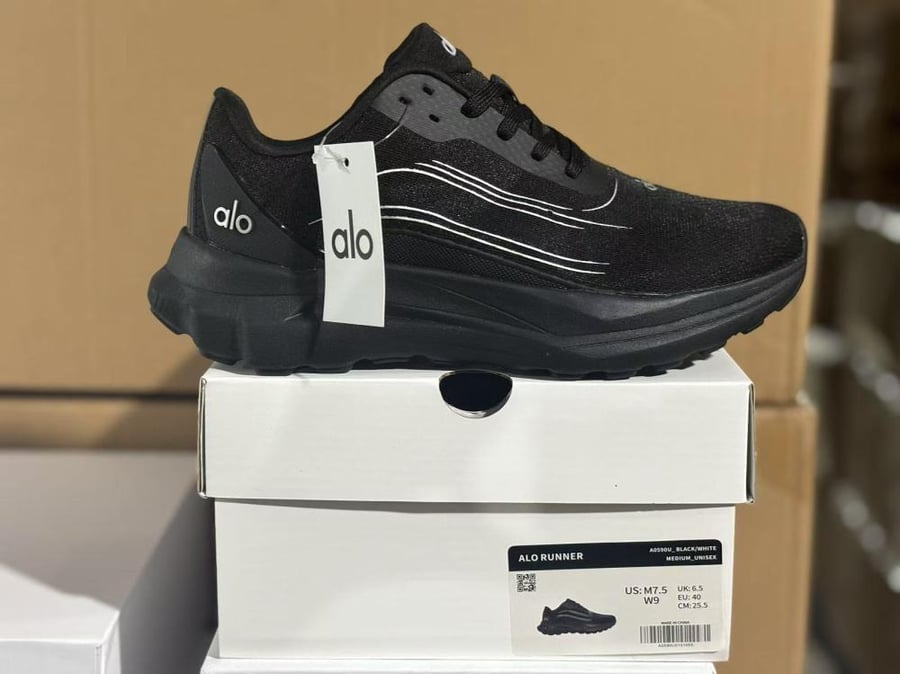 Alo Runner Sneaker - Sizes 36-45