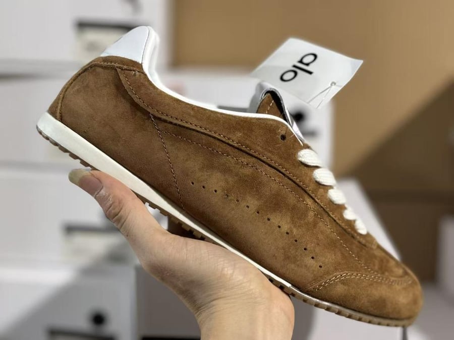 Alo Yoga Sunset Sneaker - (Sizes 36-45)