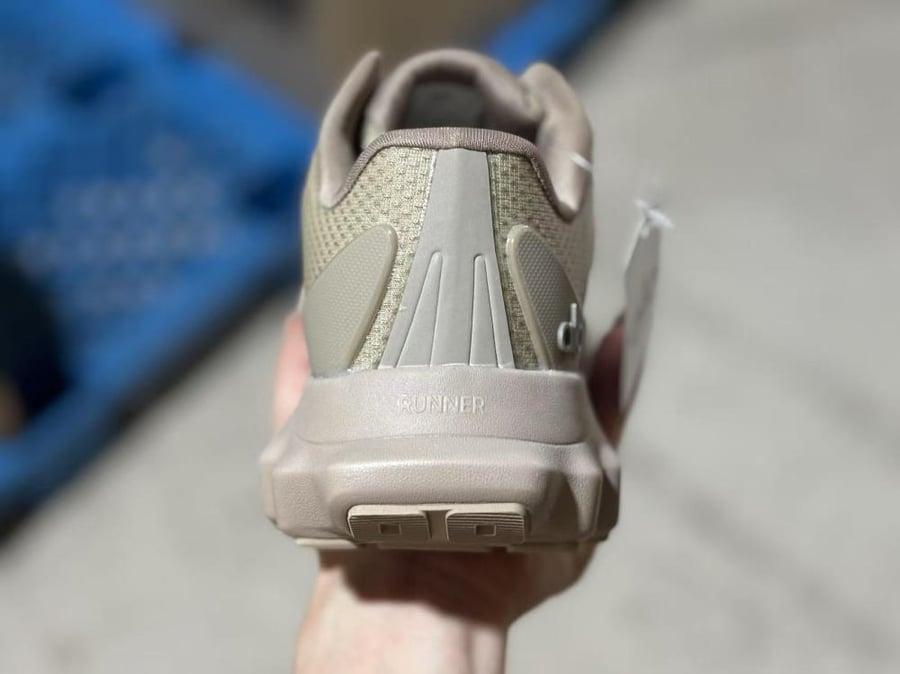 Alo Runner Sneaker - Sizes 36-45