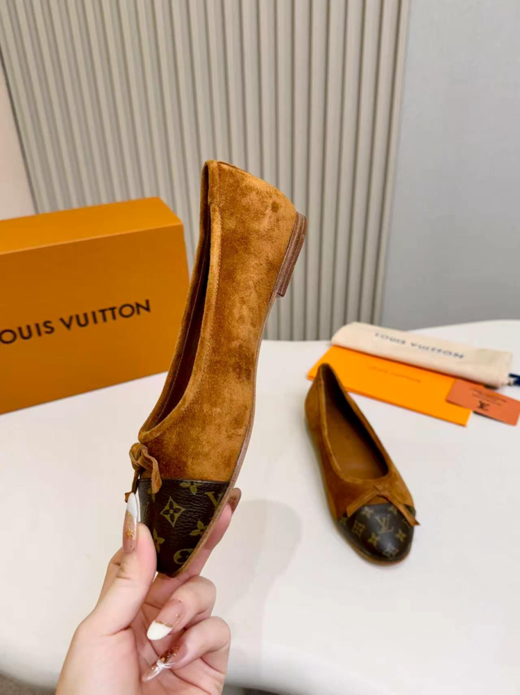 LV Women Ballet Shoes