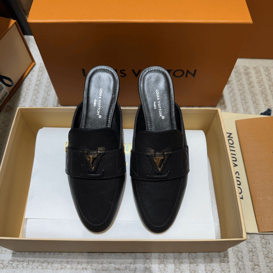 LV Women Slavve