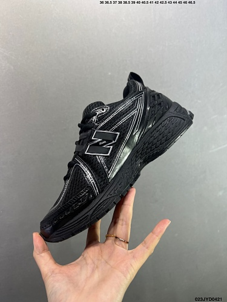 New Balance 1906