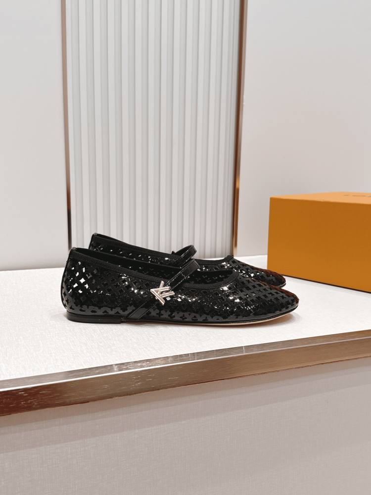 LV Women Ballet Shoes