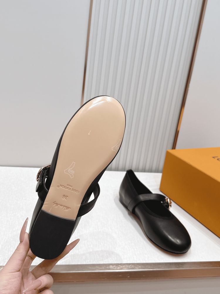 LV Women Ballet Shoes