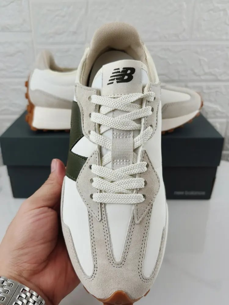 New Blalance 327