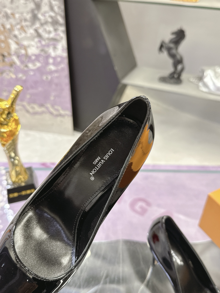 LV Women High Heels